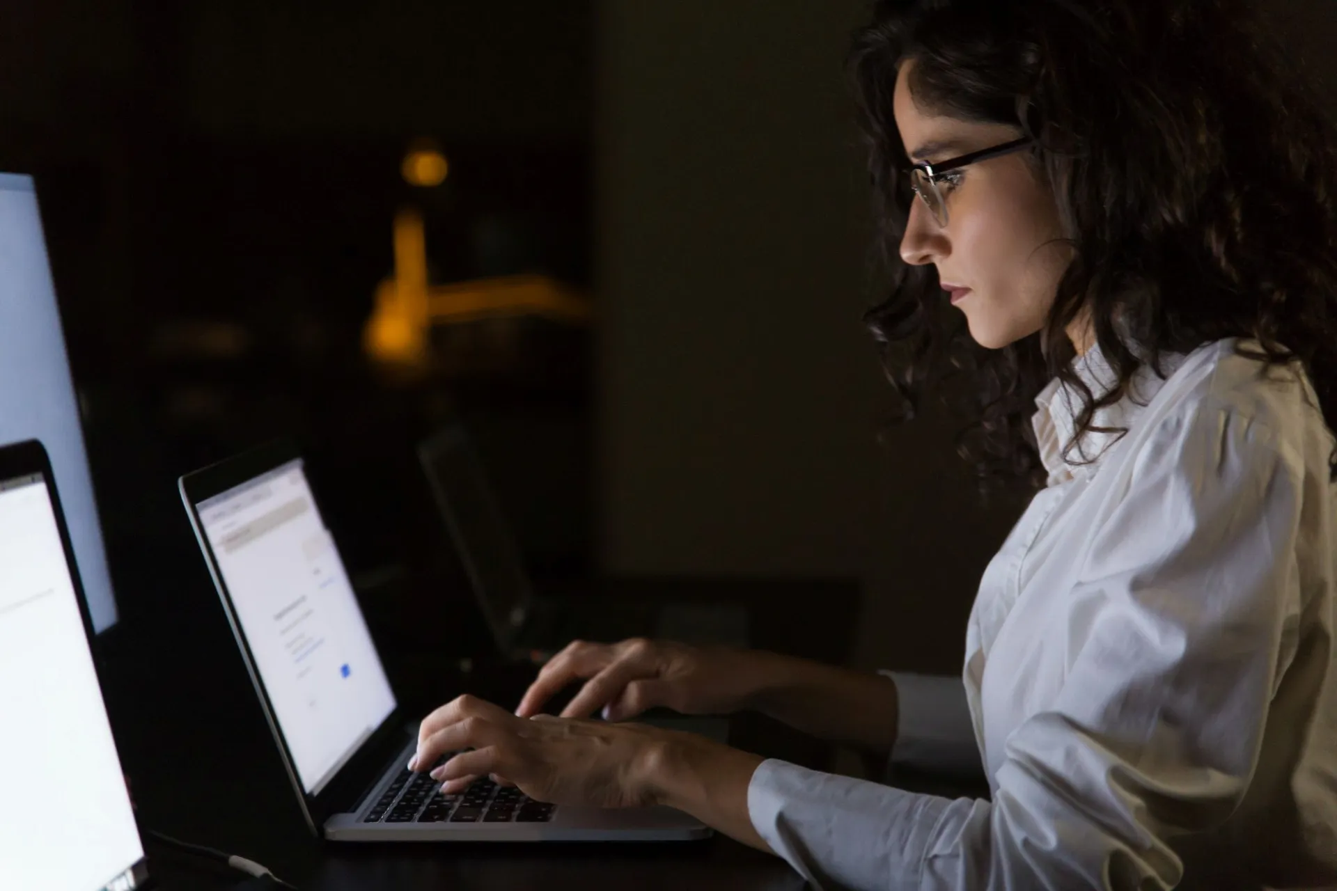 Beyond Mere Efficiency: Where AI Users Stand On Advertising, Agentic Commerce