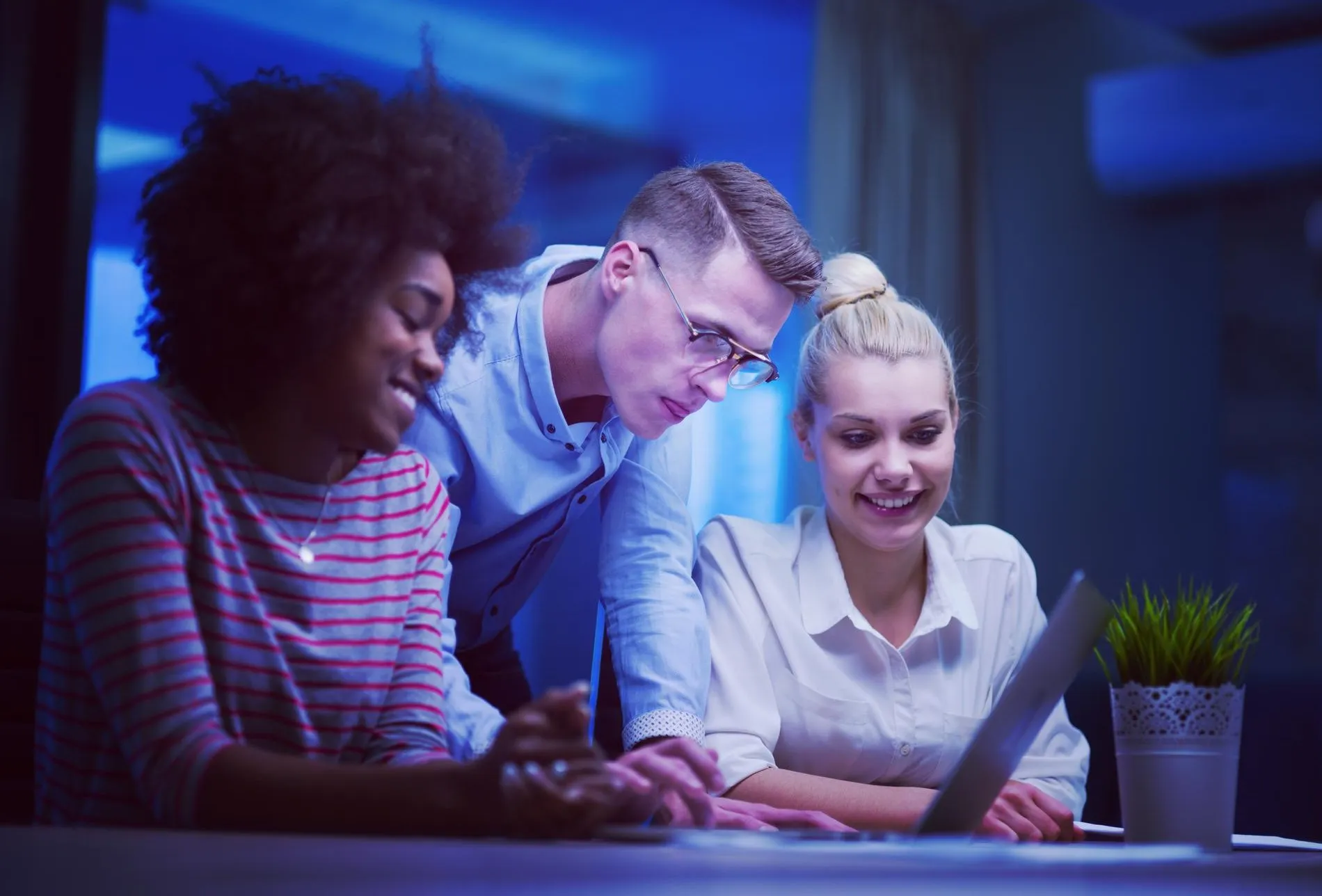 Team Effort: Strategies For Working With AI In The Newsroom