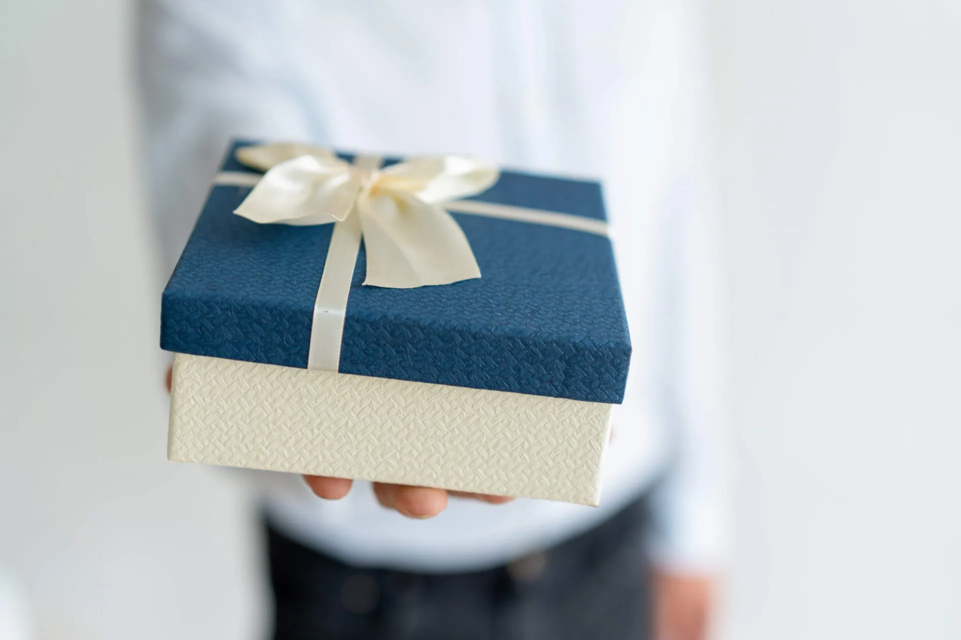 Sign-Up Sweeteners: What Your Newsletter Needs To Offer In Exchange For Emails
