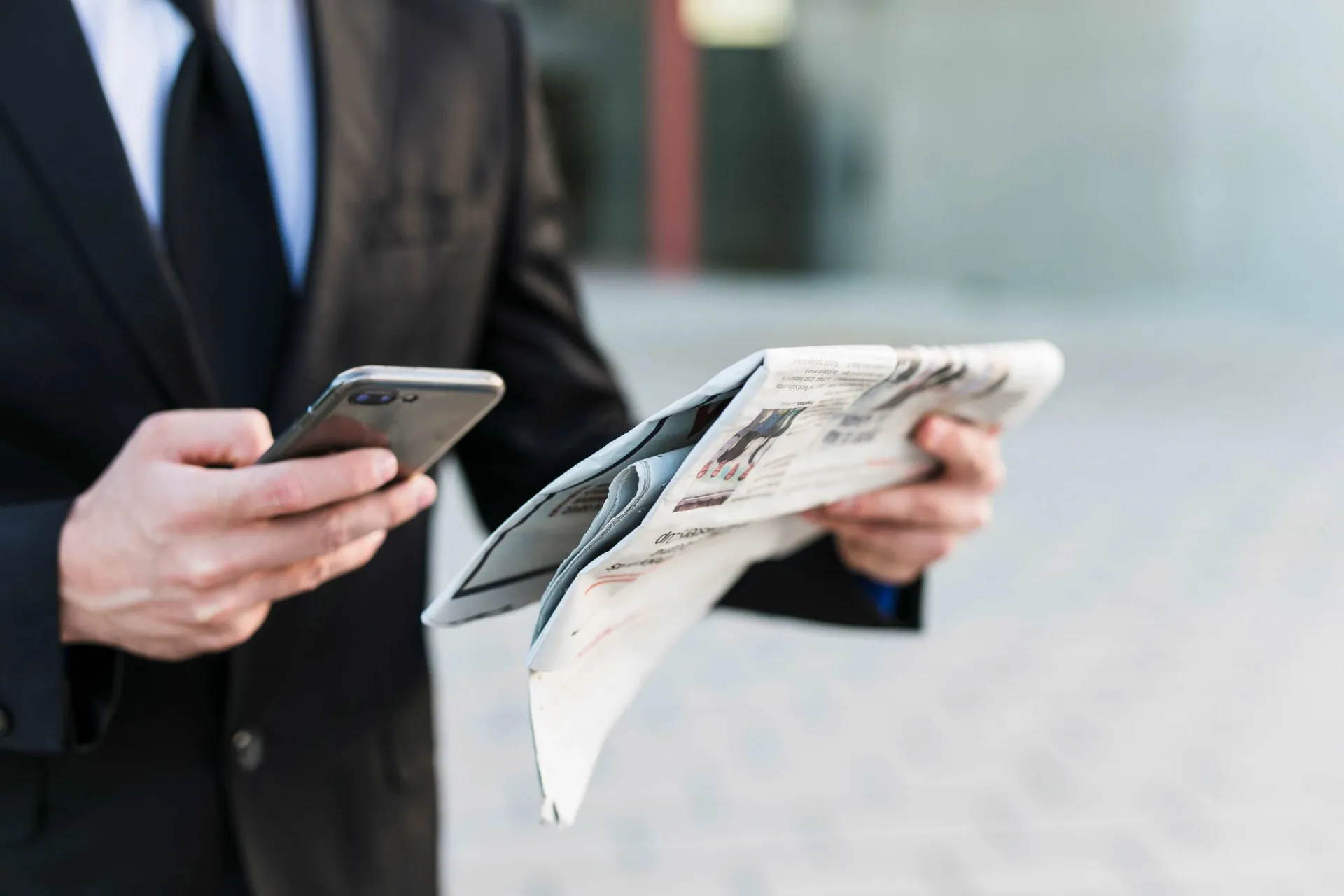 From Dailies To Digital: Online Overtaking Newspapers, TV For Local News