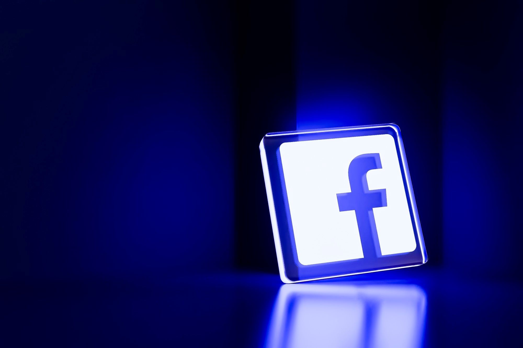 Publishing Paradise: What Would An Ad-Free Facebook Look Like?