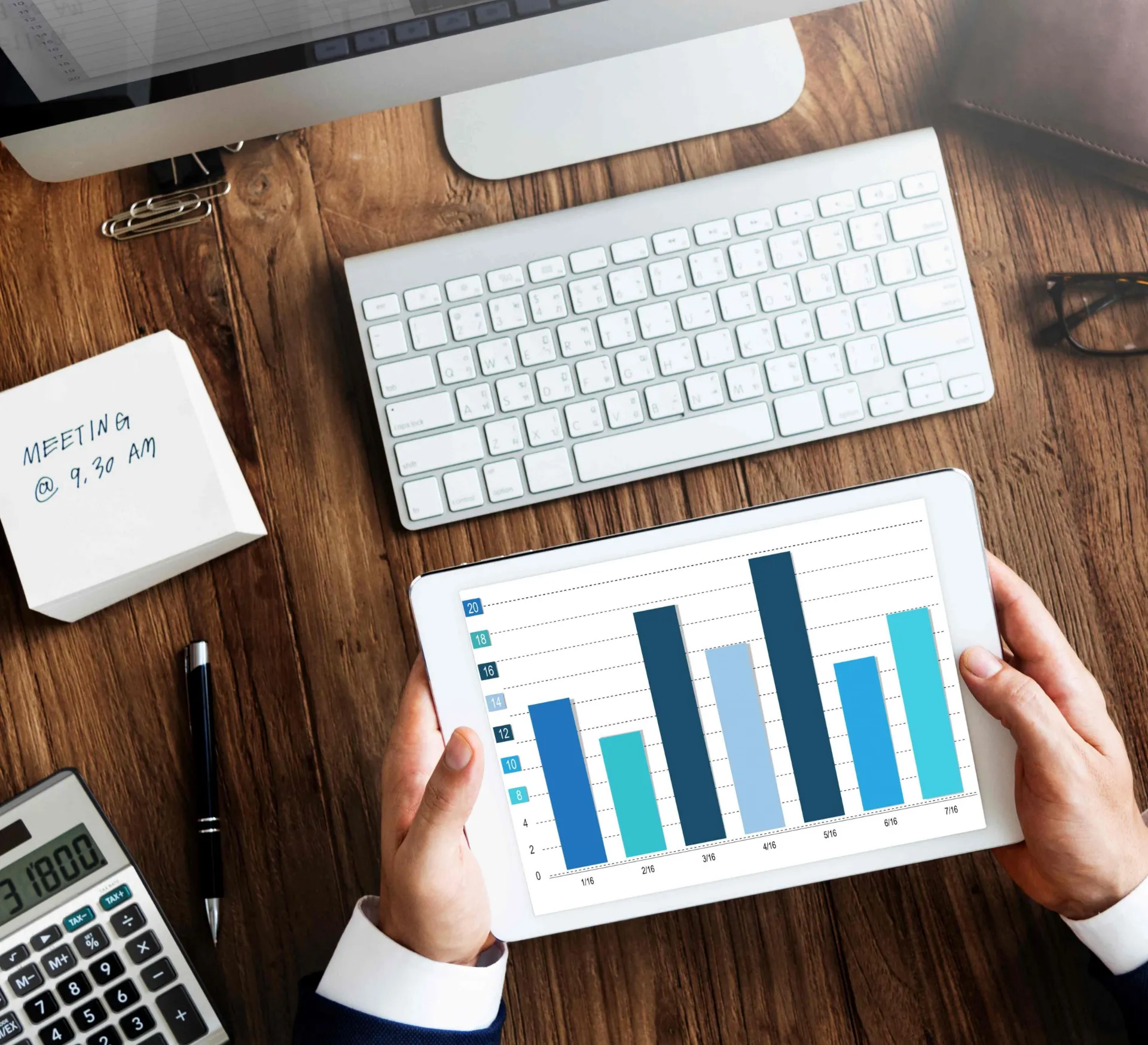 Marketers Increasing Performance Budgets, Decreasing Social Media Budgets (New Report)
